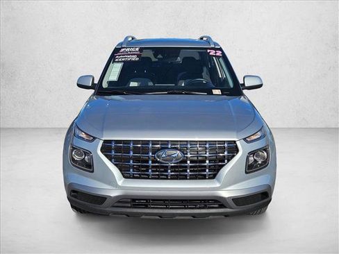 Used 2022 Hyundai Venue SEL w/ Cargo Package image 2