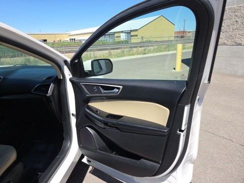 Used 2017 Ford Edge SEL w/ Equipment Group 201A AWD/4WD image 19