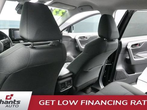Used 2022 Toyota RAV4 LE w/ Carpet Mat Package (TMS) AWD/4WD image 23