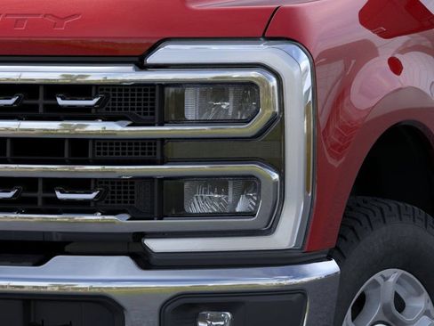 New 2026 Ford F250 XLT w/ XLT Premium Package AWD/4WD image 18
