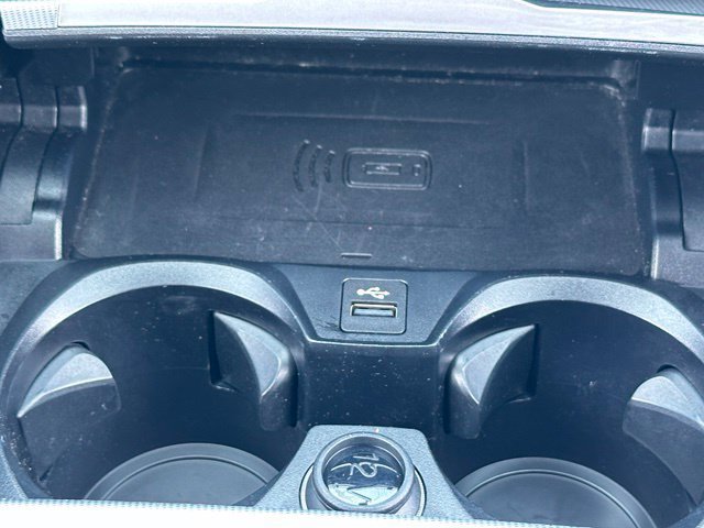 Used 2023 BMW i4 eDrive40 w/ M Sport Package RWD image 37