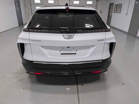 New 2026 Cadillac Lyriq Premium Luxury image 7