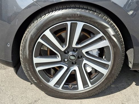Used 2023 Land Rover Range Rover SE AWD/4WD image 10