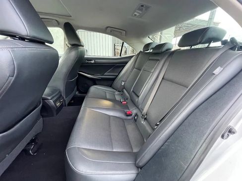 Used 2016 Lexus IS 200t RWD image 12
