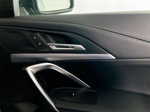 Certified 2025 BMW X1 xDrive28i w/ Technology Package image 28