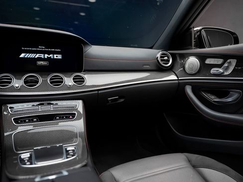 Used 2022 Mercedes-Benz E 53 AMG 4MATIC Sedan image 44