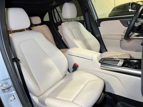 Certified 2025 Mercedes-Benz GLA 250 4MATIC image 13