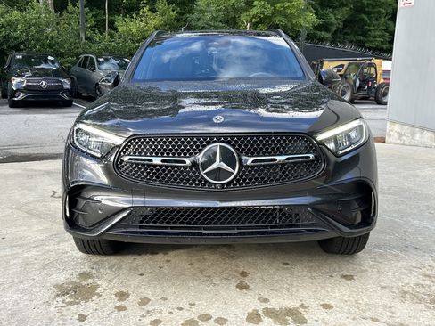Certified 2025 Mercedes-Benz GLC 300 image 3