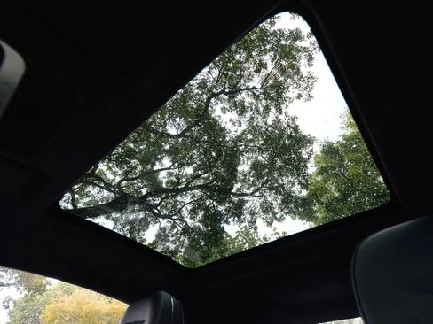 Used 2021 Bentley Continental GT image 49