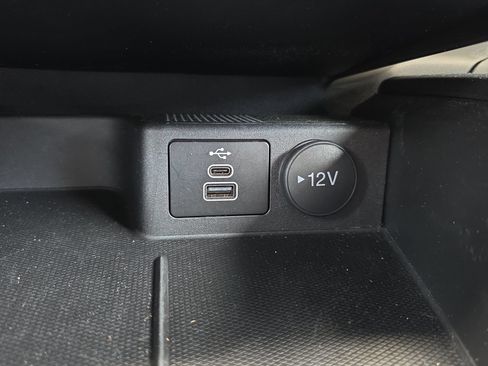 Used 2025 Ford Escape ST-Line FWD image 25