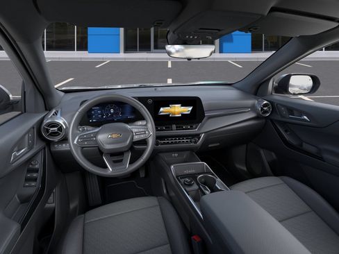 New 2027 Chevrolet Equinox LT w/ Convenience Package II AWD/4WD image 16