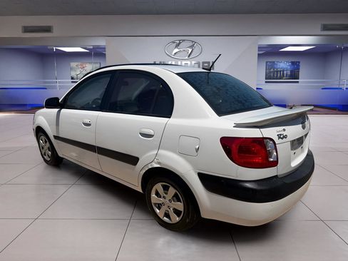Used 2009 Kia Rio LX FWD image 9