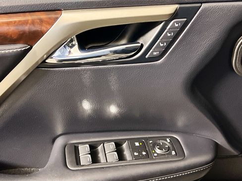 Used 2022 Lexus RX 350 FWD w/ Premium Package image 16