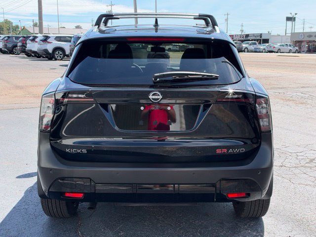 Used 2026 Nissan Kicks SR w/ Cold Weather Package AWD/4WD image 4