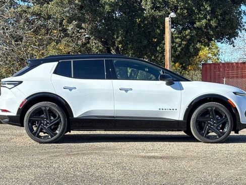 New 2026 Chevrolet Equinox EV RS image 3