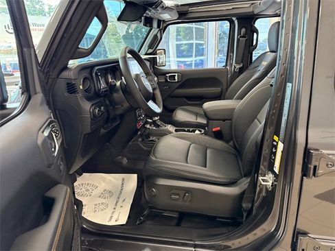 New 2025 Jeep Wrangler Unlimited Rubicon 392 image 2