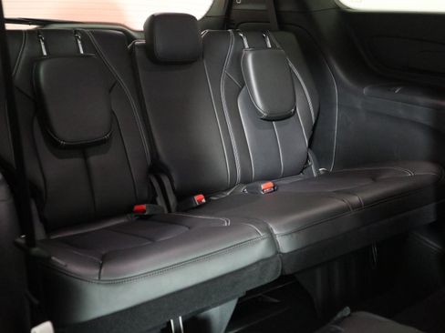 New 2026 Chrysler Pacifica Select image 23