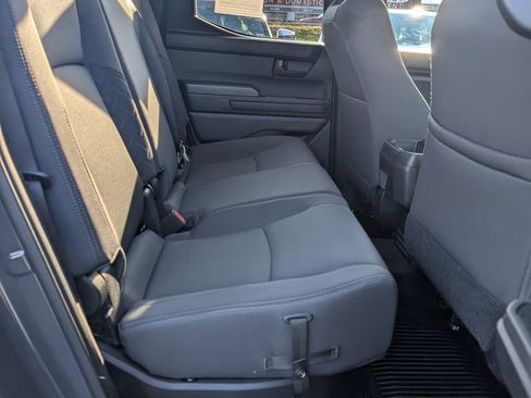 Certified 2024 Toyota Tacoma SR5 AWD/4WD image 17
