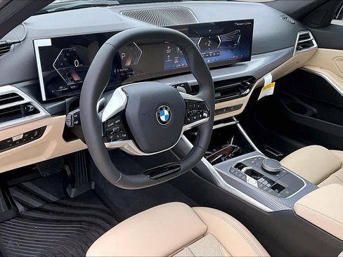 Used 2026 BMW 330i xDrive Sedan w/ Convenience Package AWD/4WD image 17