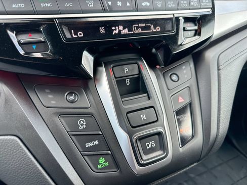 Used 2025 Honda Odyssey Sport-L image 19