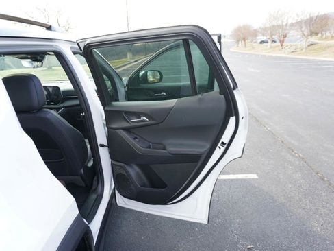 Used 2025 Chevrolet Equinox RS w/ Safety and Technology Package image 21