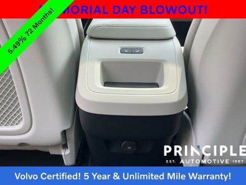 Certified 2023 Volvo XC60 B5 Plus w/ Climate Package AWD/4WD image 36