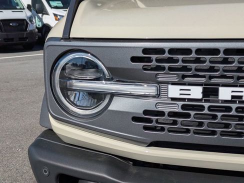 New 2025 Ford Bronco Badlands image 10