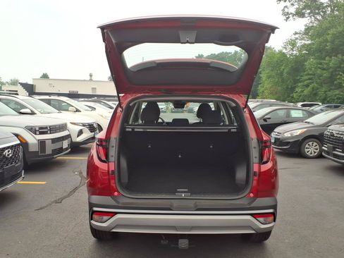 Certified 2025 Hyundai Santa Fe Limited AWD/4WD image 7