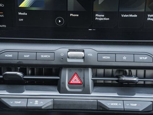 Used 2025 Kia K4 EX image 23