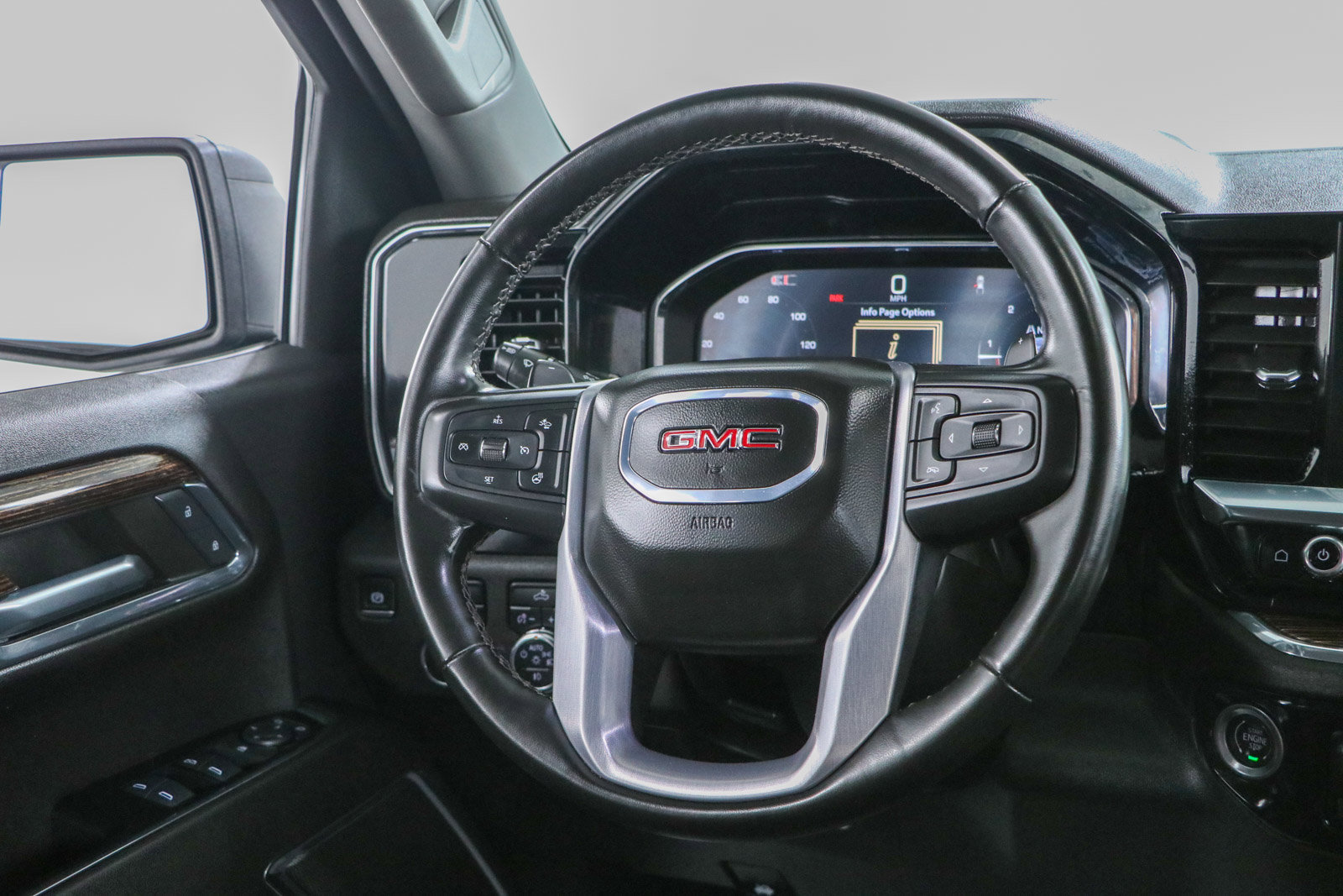 Used 2024 GMC Sierra 1500 Elevation AWD/4WD image 12