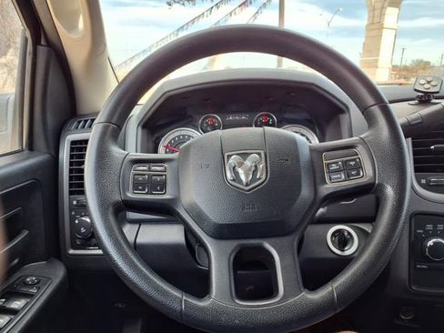 Used 2013 RAM 1500 Express AWD/4WD image 19