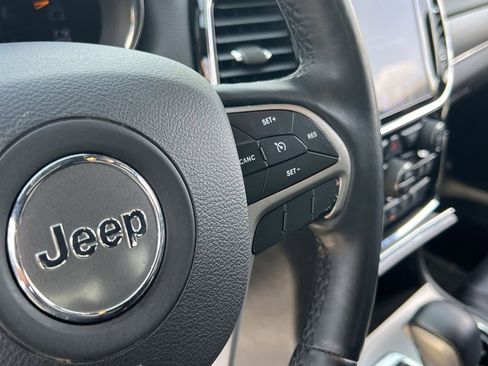Used 2019 Jeep Grand Cherokee Limited RWD image 23