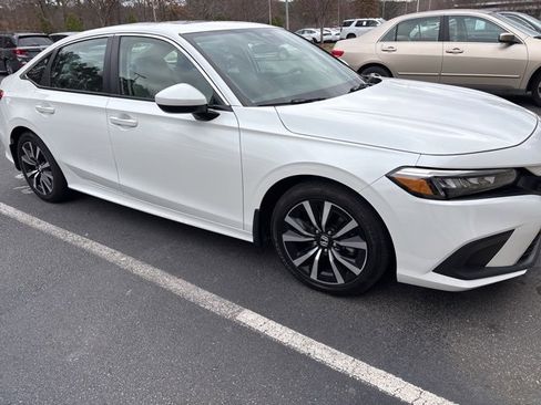 Used 2023 Honda Civic EX image 17