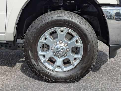 Used 2022 RAM 2500 Laramie image 10