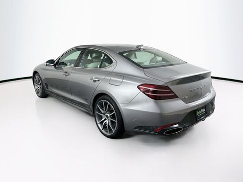 Used 2024 Genesis G70 2.5T RWD image 5