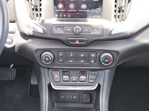 Used 2018 GMC Terrain SLE FWD image 19