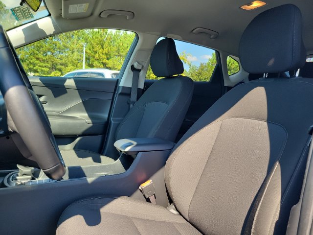 Used 2024 Hyundai Kona SEL AWD/4WD image 13