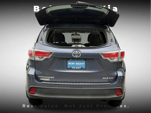 Used 2016 Toyota Highlander XLE AWD/4WD image 14