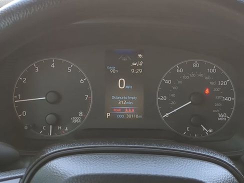 Used 2025 Toyota Corolla LE image 24