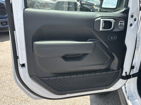 New 2026 Jeep Wrangler Unlimited Sport AWD/4WD image 10