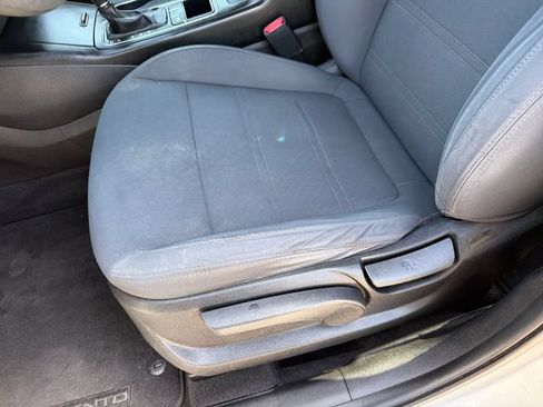 Used 2016 Kia Sorento FWD image 20