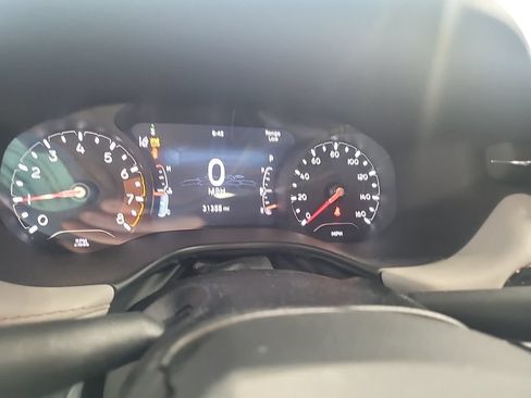 Used 2023 Jeep Compass Limited w/ Sun and Sound Group AWD/4WD image 8