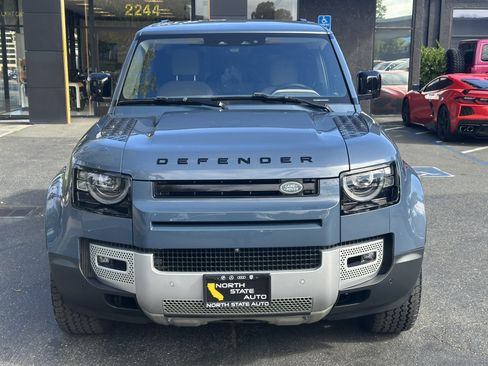 Used 2022 Land Rover Defender 110 SE AWD/4WD image 4