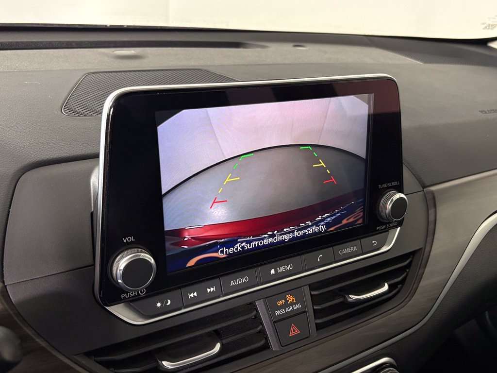 Used 2024 Nissan Altima 2.5 SV FWD image 24