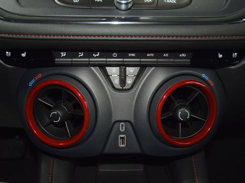 Used 2024 Chevrolet Blazer RS w/ Enhanced Convenience Package AWD/4WD image 36