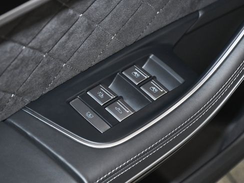 Used 2023 Audi S8 w/ S8 Comfort Plus Package image 15