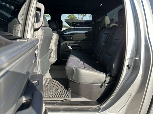 Used 2022 Toyota Tundra Platinum RWD image 4