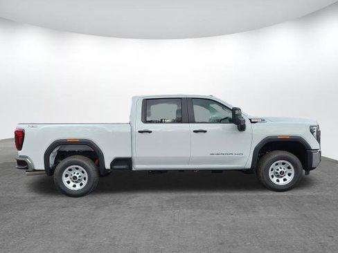 New 2026 GMC Sierra 2500 Pro w/ Convenience Package image 4