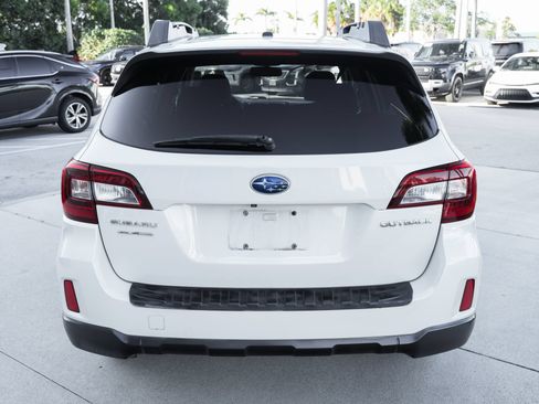 Used 2015 Subaru Outback 2.5i Premium w/ Protection Package #1 AWD/4WD image 8