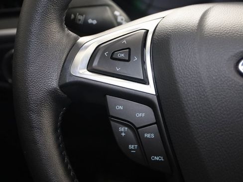 Used 2024 Ford Edge SEL w/ Convenience Package image 35